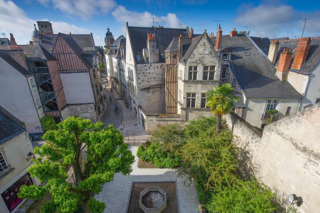 Appartement De Caractere Au Coeur Du Vieux Tours Dış mekan fotoğraf